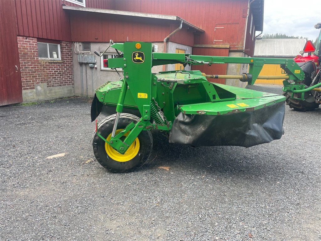 John Deere 1365 - التقطيع جزازة/ ماكينات قطع الحشائش: صور 3 John Deere 1365 - التقطيع جزازة/ ماكينات قطع الحشائش: صور 3