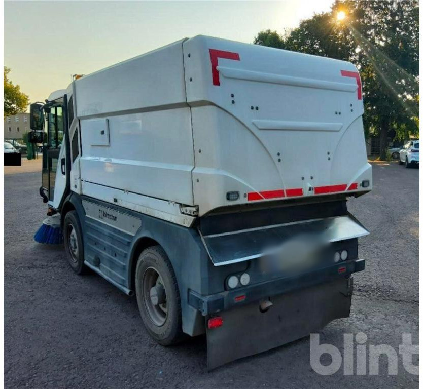 Johnston / Bucher C401 (2018) - سياره كنس شوارع: صور 3 Johnston / Bucher C401 (2018) - سياره كنس شوارع: صور 3