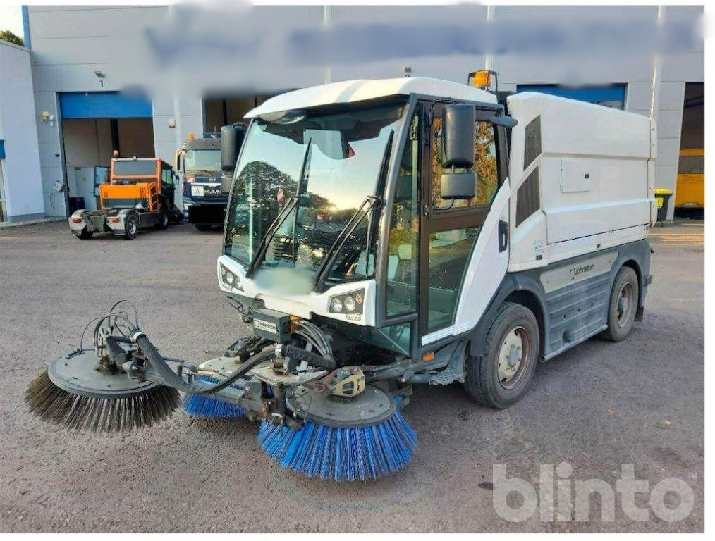 Johnston / Bucher C401 (2018) - سياره كنس شوارع: صور 1 Johnston / Bucher C401 (2018) - سياره كنس شوارع: صور 1