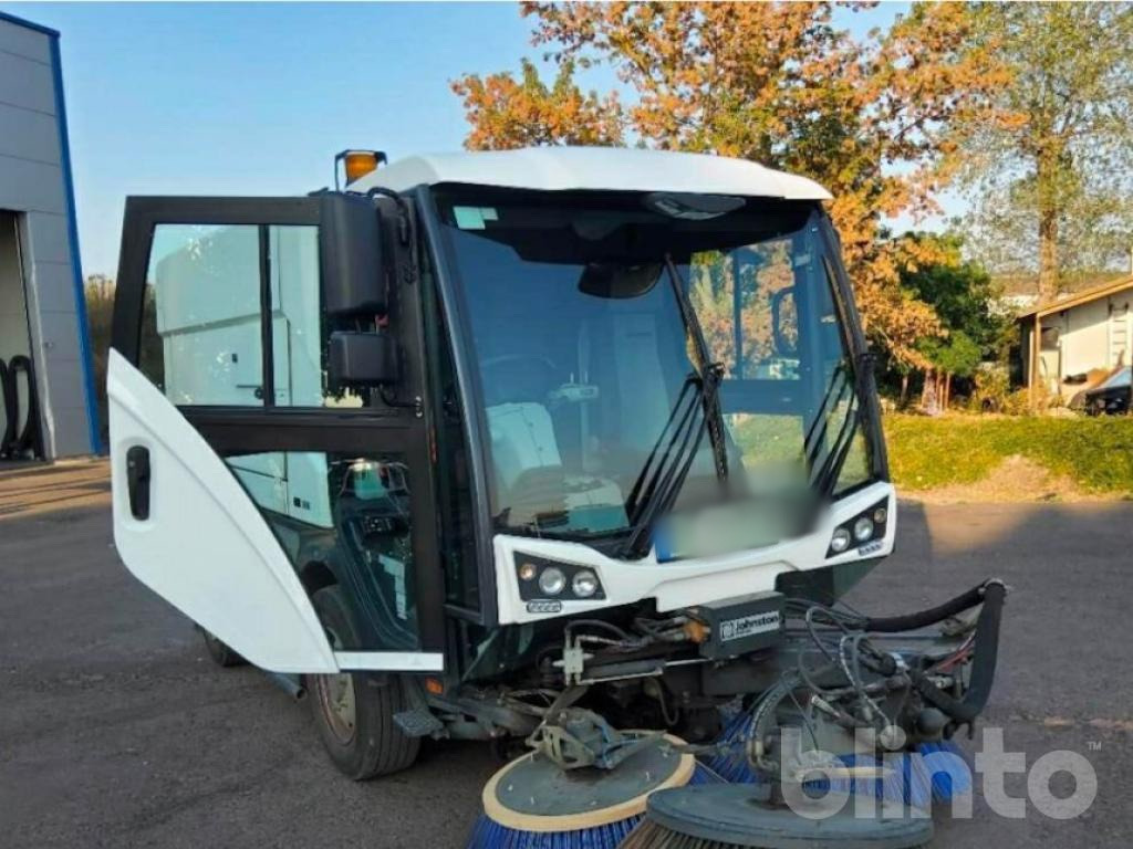 Johnston / Bucher C401 (2018) - سياره كنس شوارع: صور 2 Johnston / Bucher C401 (2018) - سياره كنس شوارع: صور 2