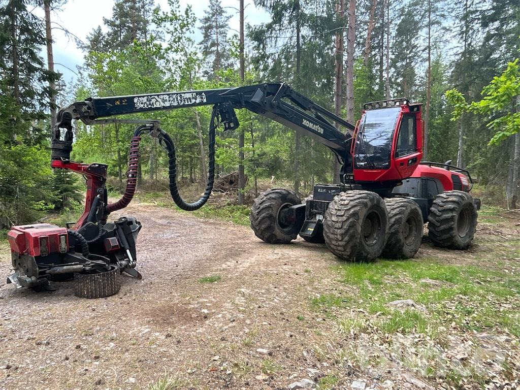 Komatsu 951 - الحصادات: صور 1 Komatsu 951 - الحصادات: صور 1