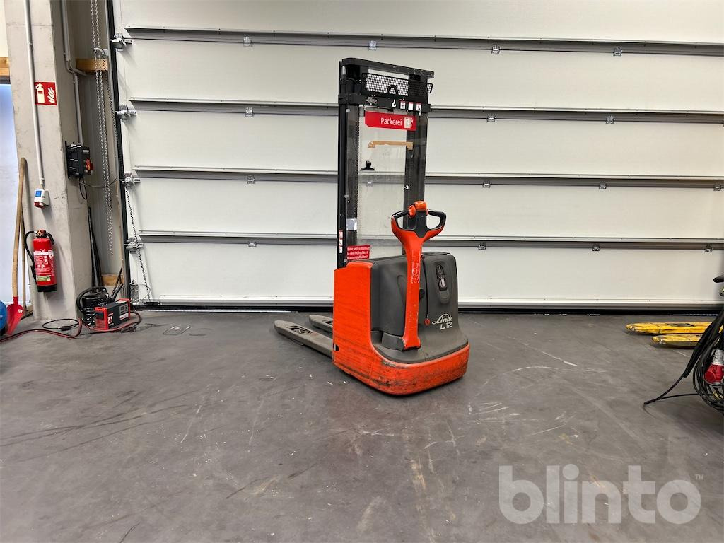 Linde L12 (2016) - معدات تكديس: صور 4 Linde L12 (2016) - معدات تكديس: صور 4