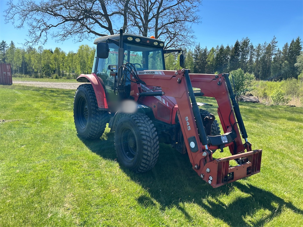 MASSEY FERGUSON 5435 med frontlastare och redskap - جرار: صور 1 MASSEY FERGUSON 5435 med frontlastare och redskap - جرار: صور 1