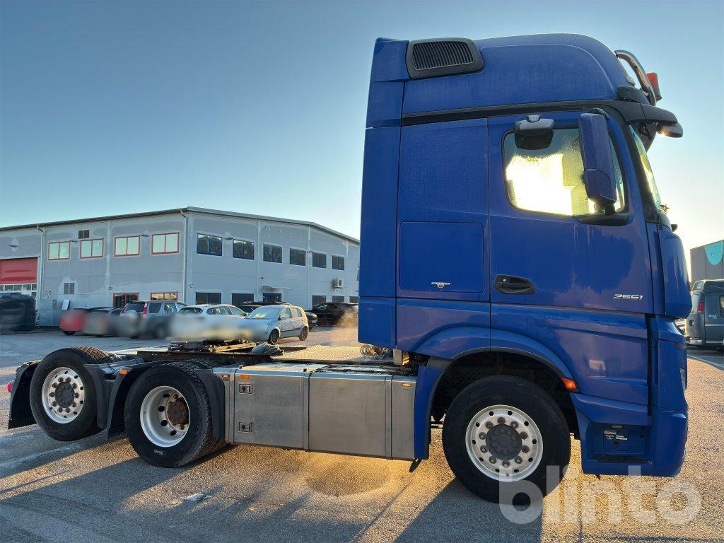 MERCEDES-BENZ 963-4-C - شاحنة: صور 4 MERCEDES-BENZ 963-4-C - شاحنة: صور 4