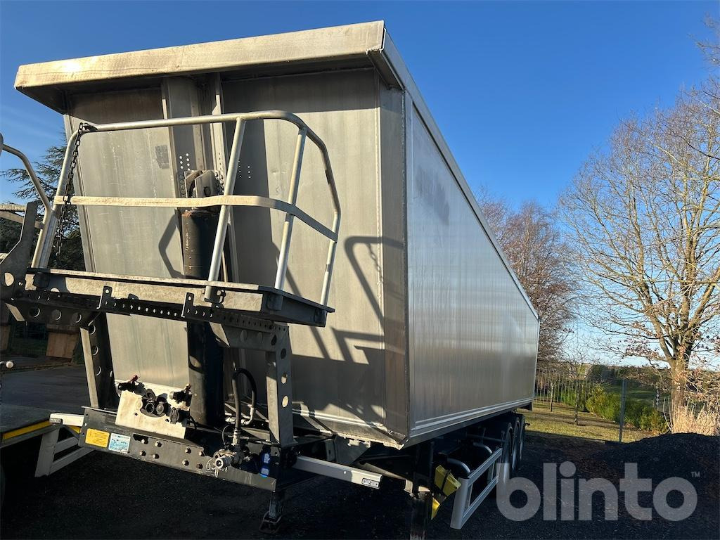 Menci SA105R (2007) - قلابة نصف مقطورة: صور 1 Menci SA105R (2007) - قلابة نصف مقطورة: صور 1