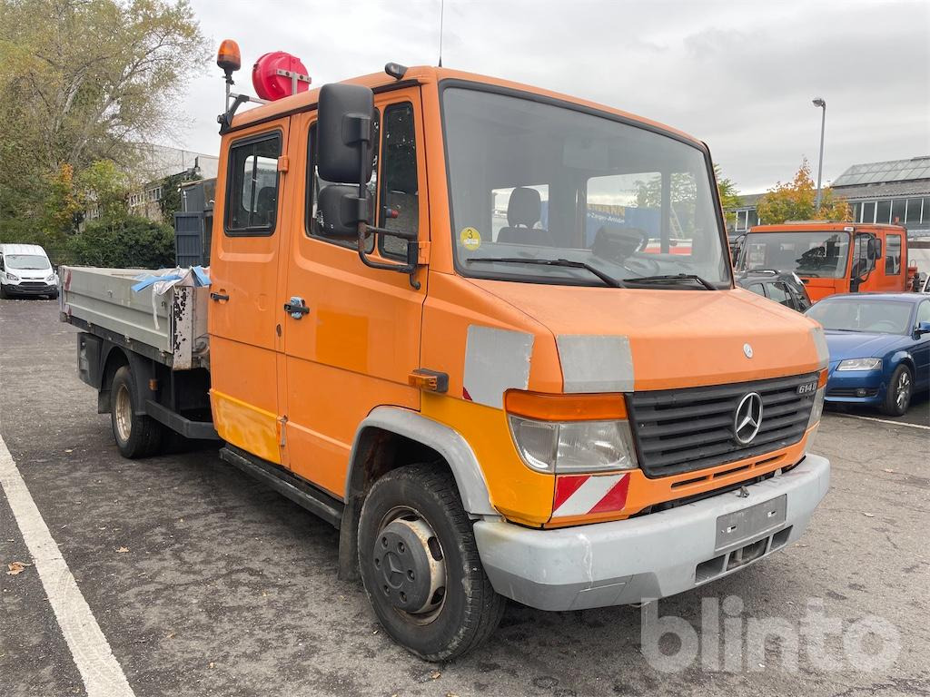 Mercedes Benz Vario 614 D - شاحنات مسطحة: صور 2 Mercedes Benz Vario 614 D - شاحنات مسطحة: صور 2