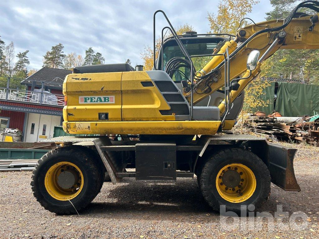 New Holland MH 4.6 - حفارة على عجلات: صور 5 New Holland MH 4.6 - حفارة على عجلات: صور 5