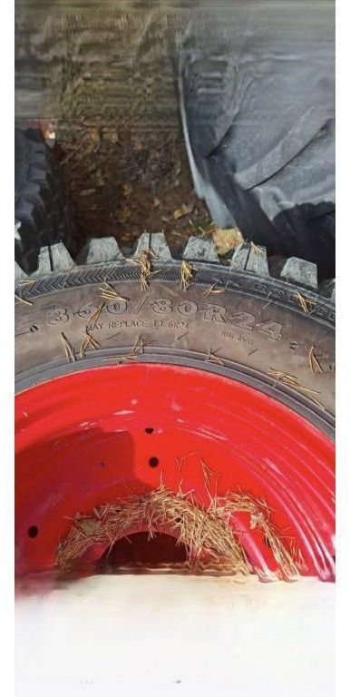 Nokia Tri 440/360 med fälg - عجلات - الآلات والماكينات الزراعية: صور 2 Nokia Tri 440/360 med fälg - عجلات - الآلات والماكينات الزراعية: صور 2