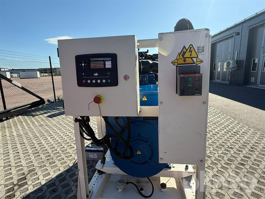 Perkins FG Wilson P250H2 250 kVA - مجموعة المولدات: صور 2 Perkins FG Wilson P250H2 250 kVA - مجموعة المولدات: صور 2
