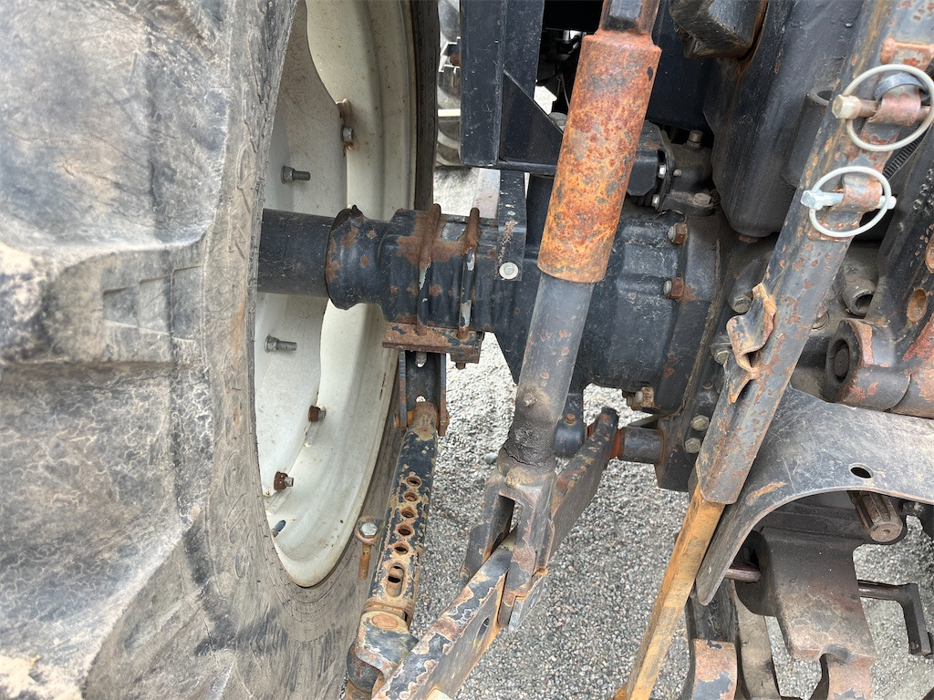 جرار VALMET 665-4: صور 16