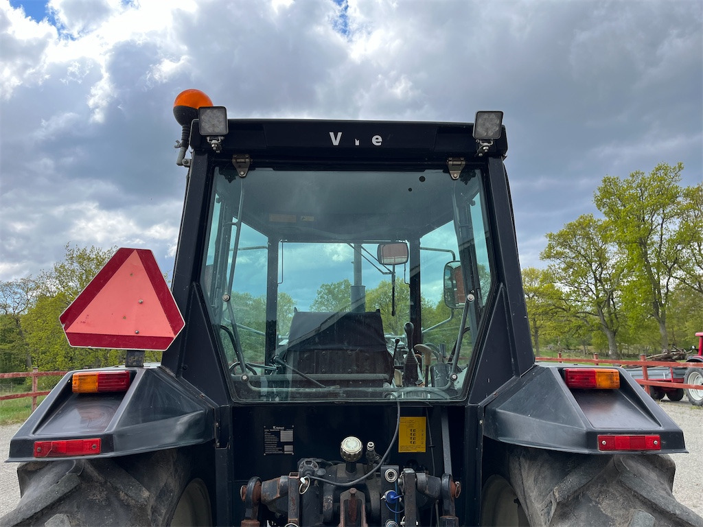 جرار VALMET 665-4: صور 9