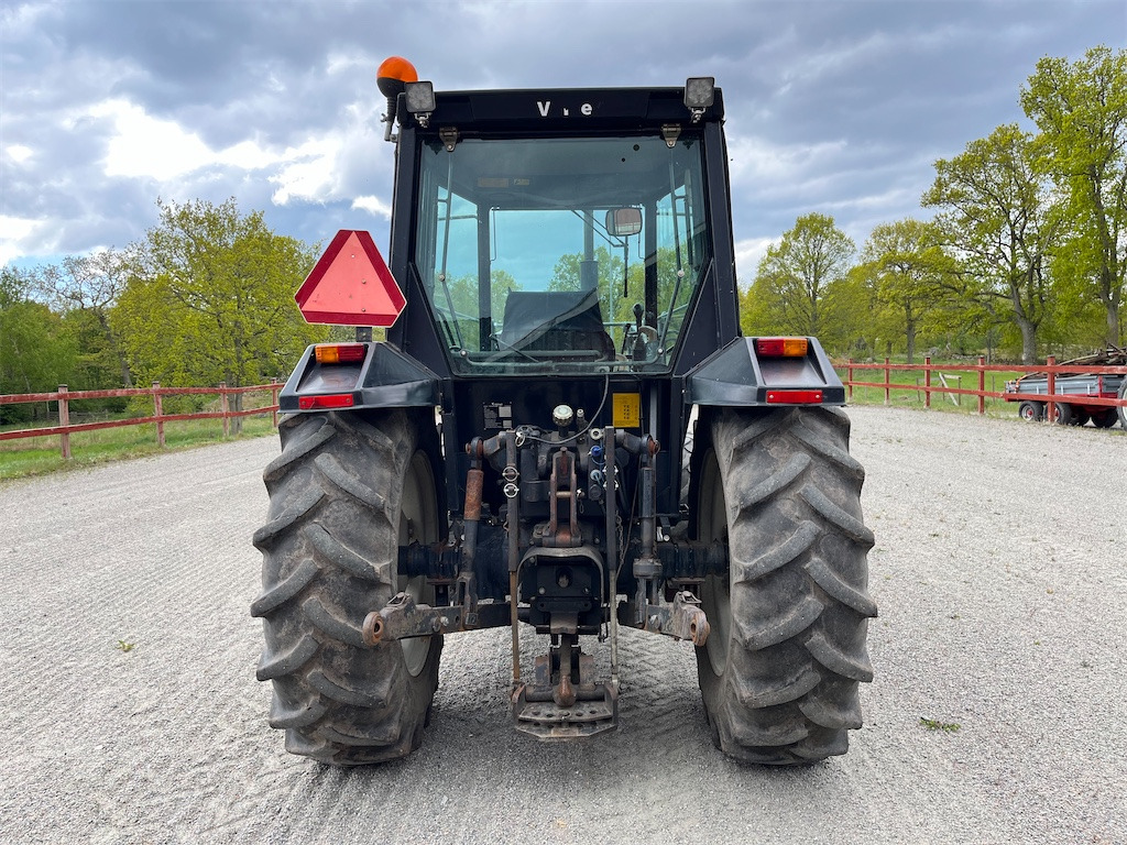 جرار VALMET 665-4: صور 6