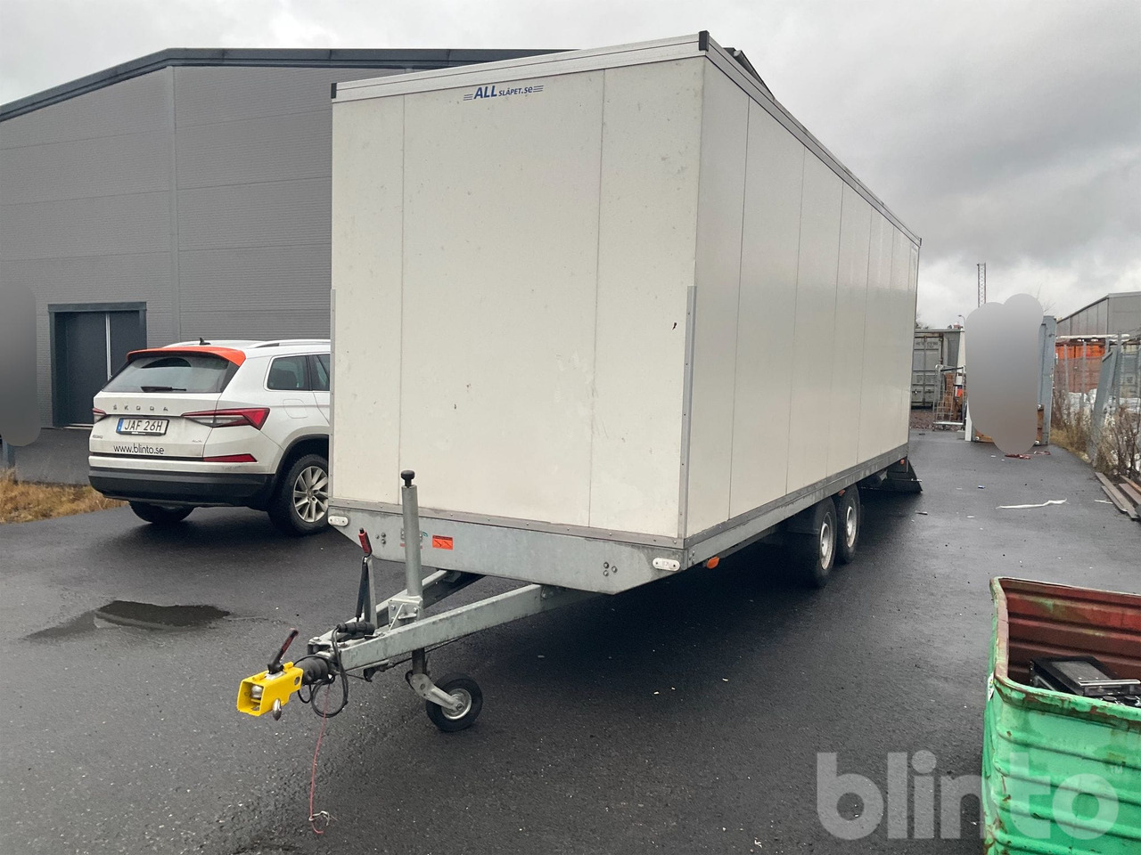 VEZEKO - مقطورة: صور 1 VEZEKO - مقطورة: صور 1