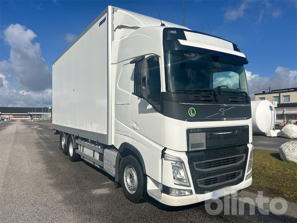 VOLVO FH 6x2 - شاحنة: صور 4 VOLVO FH 6x2 - شاحنة: صور 4