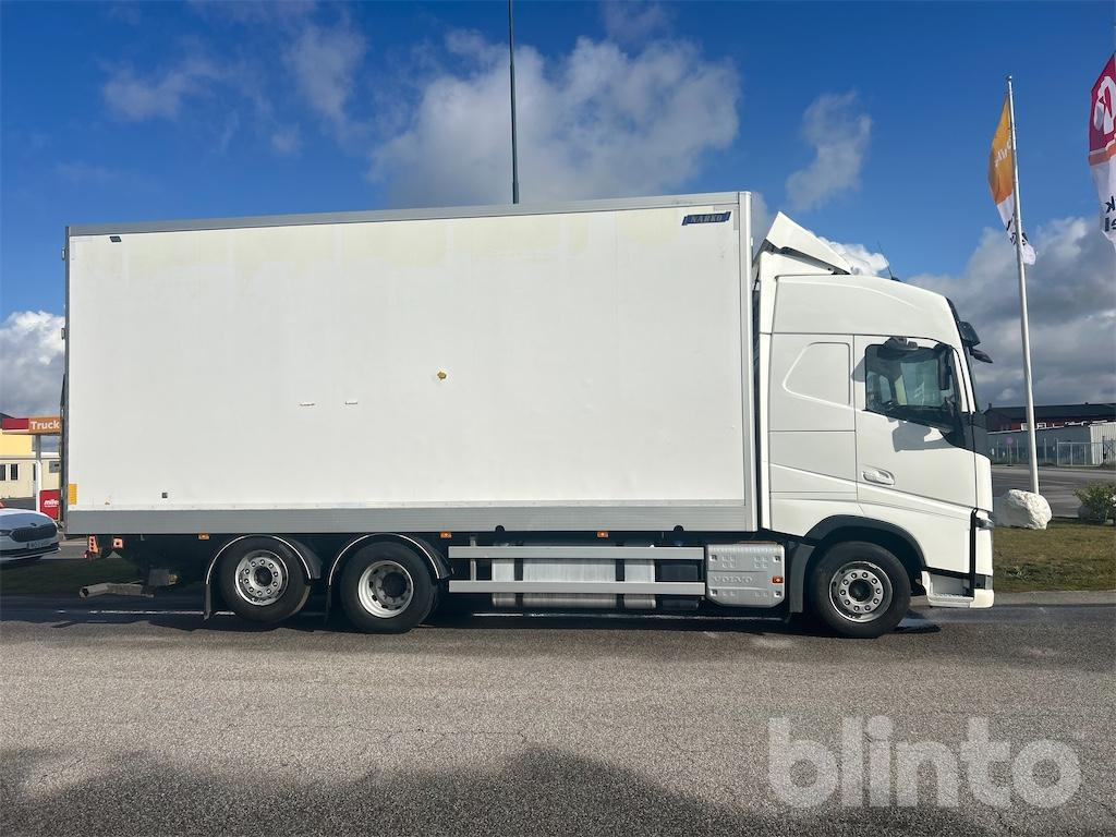 VOLVO FH 6x2 - شاحنة: صور 5 VOLVO FH 6x2 - شاحنة: صور 5