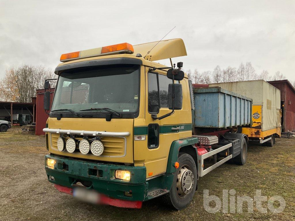 VOLVO FL6 E - شاحنة ذات الخطاف: صور 2 VOLVO FL6 E - شاحنة ذات الخطاف: صور 2