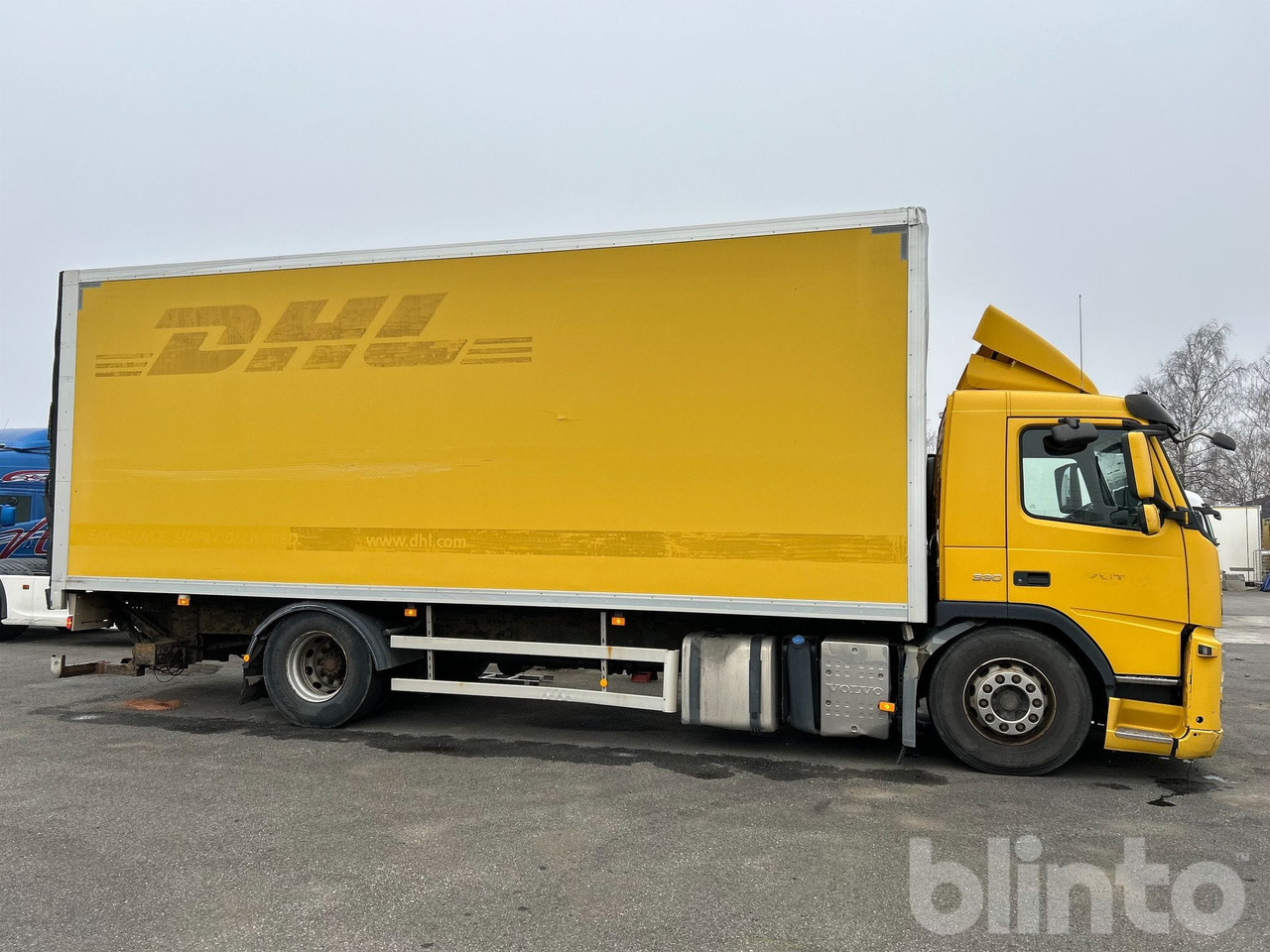 VOLVO FM 330 4X2 - بصندوق مغلق شاحنة: صور 3 VOLVO FM 330 4X2 - بصندوق مغلق شاحنة: صور 3
