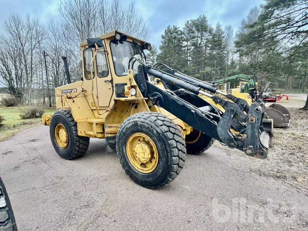 Volvo 4300 - اللودر بعجل: صور 2 Volvo 4300 - اللودر بعجل: صور 2