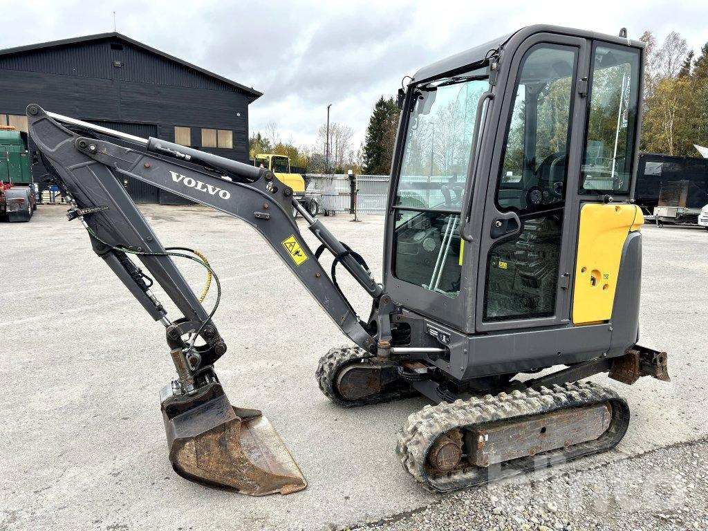 Volvo EC18D - حفارة مصغرة: صور 3 Volvo EC18D - حفارة مصغرة: صور 3