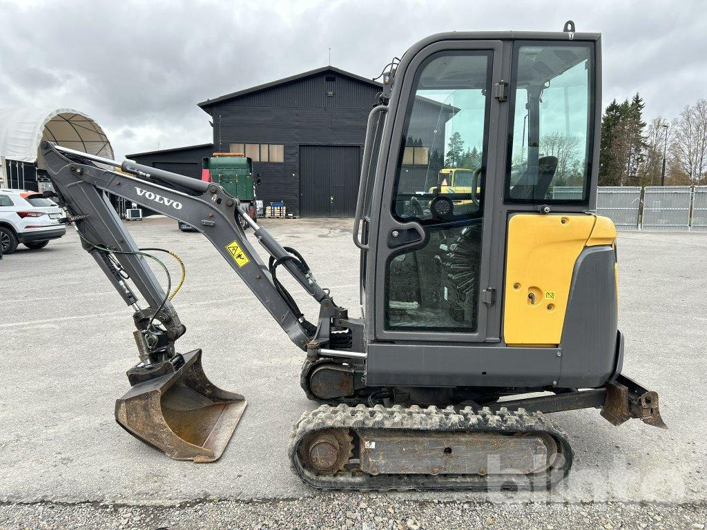 Volvo EC18D - حفارة مصغرة: صور 4 Volvo EC18D - حفارة مصغرة: صور 4