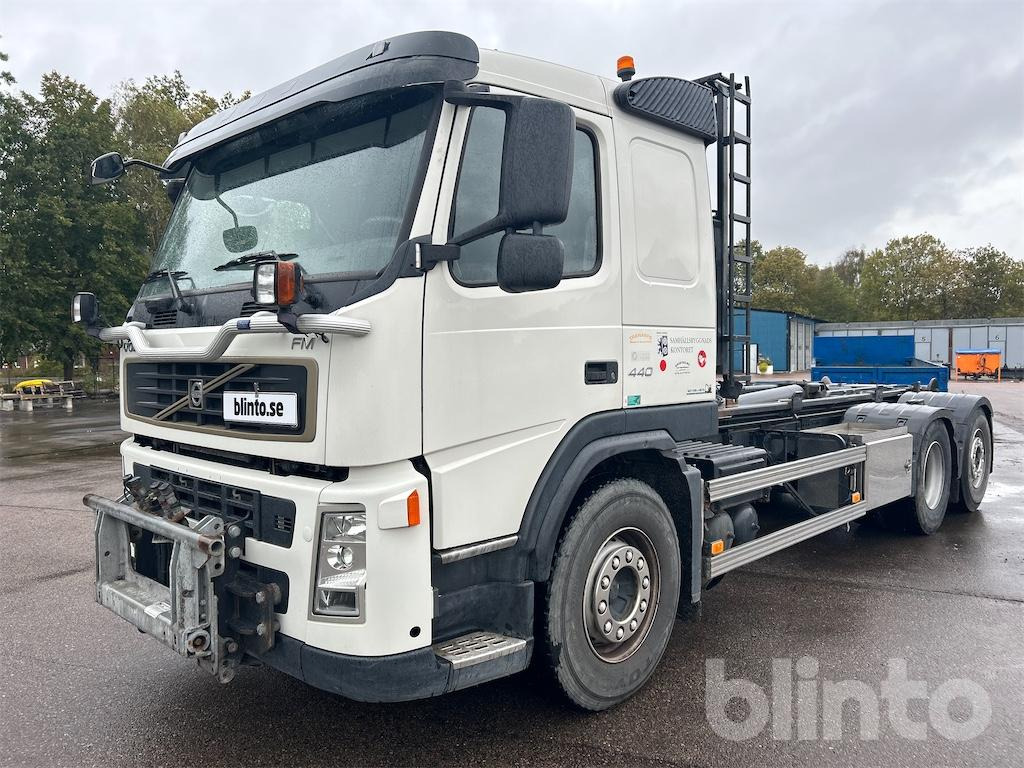 Volvo FM440 6x2 Roadex - Nybesiktigad - شاحنة ذات الخطاف: صور 1 Volvo FM440 6x2 Roadex - Nybesiktigad - شاحنة ذات الخطاف: صور 1