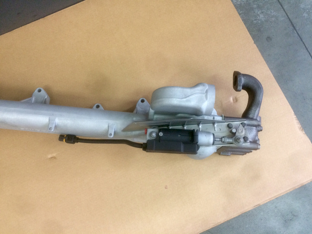 MODULO EGR (modulo ricircolo gas di scarico) - Motori MAN D2066 / D2676 - Euro 3 / Euro 4 - RIF. MAN 51081007140 - 51081007152 - 51081007141 - مبرد EGR: صور 4 MODULO EGR (modulo ricircolo gas di scarico) - Motori MAN D2066 / D2676 - Euro 3 / Euro 4 - RIF. MAN 51081007140 - 51081007152 - 51081007141 - مبرد EGR: صور 4
