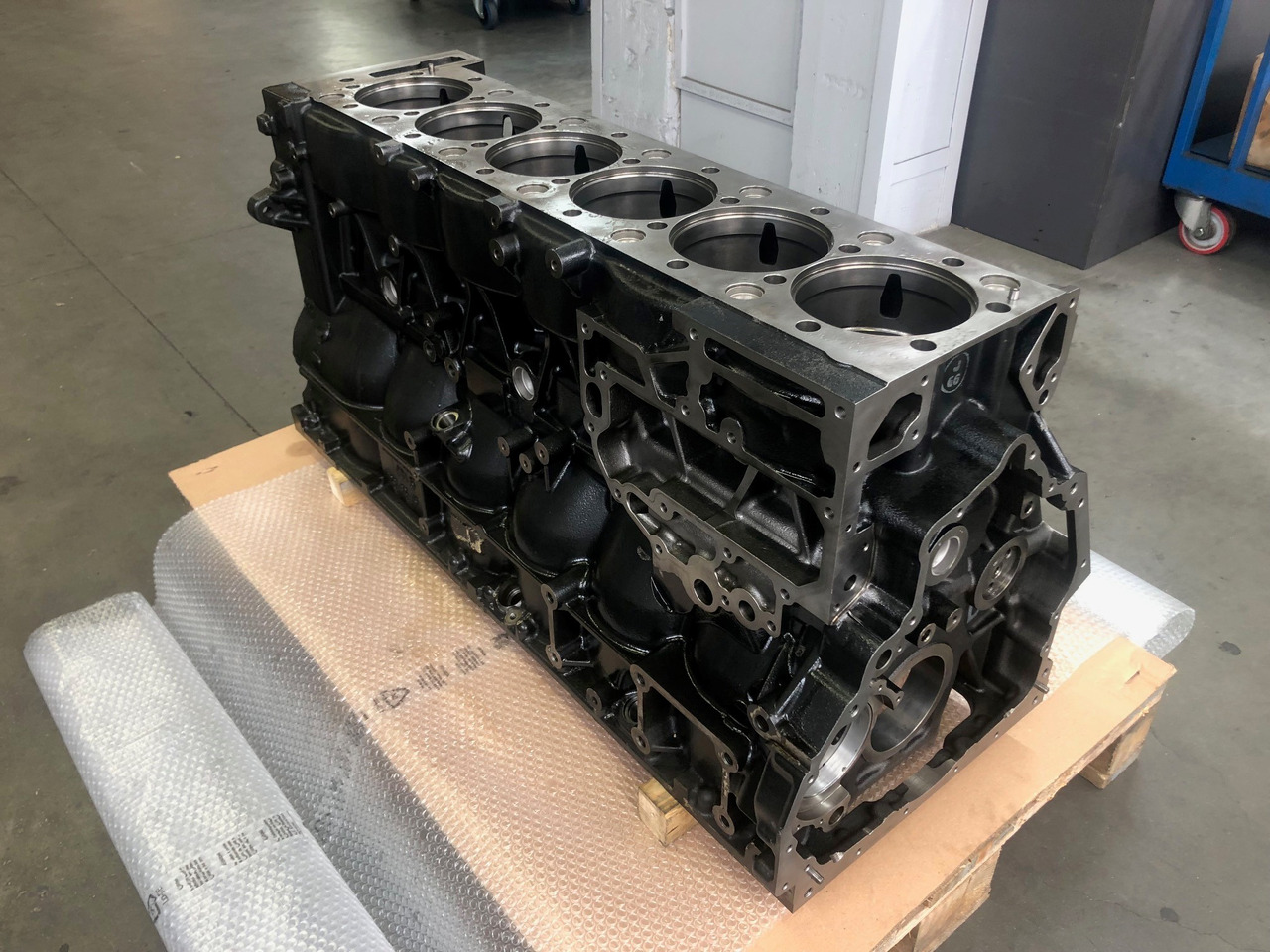 MONOBLOCCO MOTORE MAN D2676 EEV - كتلة اسطوانة: صور 1 MONOBLOCCO MOTORE MAN D2676 EEV - كتلة اسطوانة: صور 1