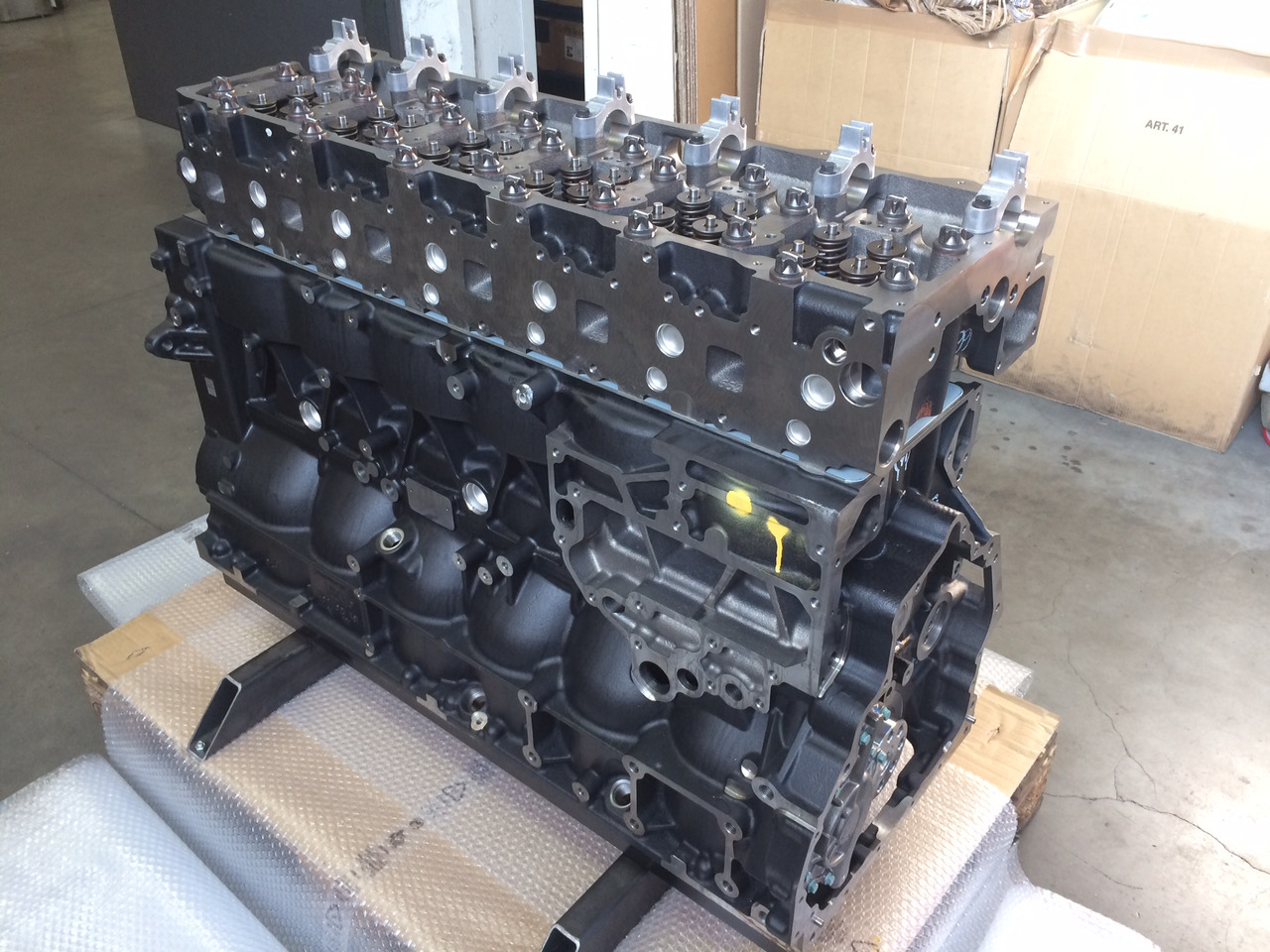 MOTORE MAN D2676 LOH31 - 480CV - EURO 6 - MOTORE AUTOBUS VERTICALE - المحرك - حافلة: صور 1 MOTORE MAN D2676 LOH31 - 480CV - EURO 6 - MOTORE AUTOBUS VERTICALE - المحرك - حافلة: صور 1