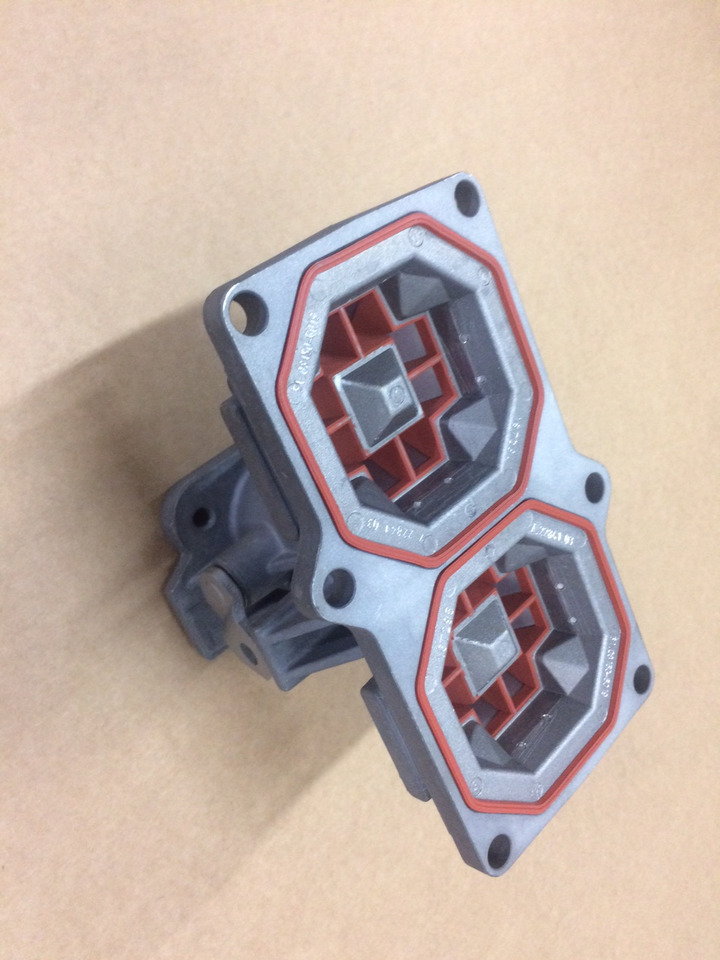 SARACINESCA EGR RIF. MAN 51081506101 - المحرك و قطع الغيار - شاحنة: صور 1 SARACINESCA EGR RIF. MAN 51081506101 - المحرك و قطع الغيار - شاحنة: صور 1