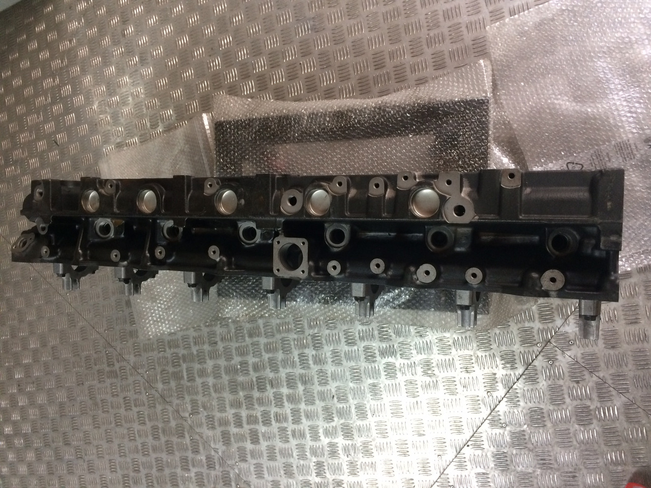 TESTATA MAN D2066LUH - MAN 51031006190 - اسطوانة رئيس: صور 4 TESTATA MAN D2066LUH - MAN 51031006190 - اسطوانة رئيس: صور 4