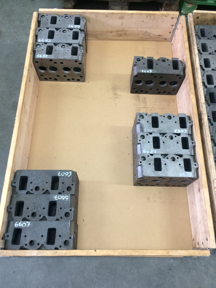 TESTATE MOTORI MAN D0824 / D0826 / D0834 / D0836 - المحرك و قطع الغيار - شاحنة: صور 1 TESTATE MOTORI MAN D0824 / D0826 / D0834 / D0836 - المحرك و قطع الغيار - شاحنة: صور 1