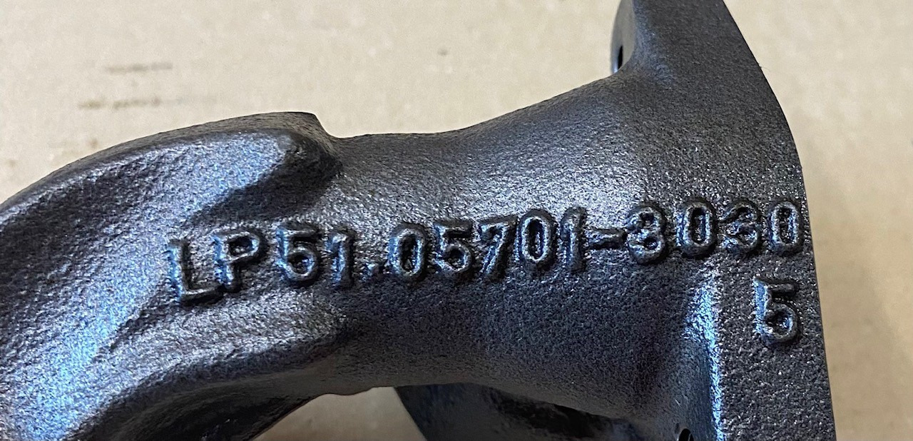 TUBO OLIO RITORNO OLIO MAN 51057010404 - المحرك و قطع الغيار - شاحنة: صور 4 TUBO OLIO RITORNO OLIO MAN 51057010404 - المحرك و قطع الغيار - شاحنة: صور 4