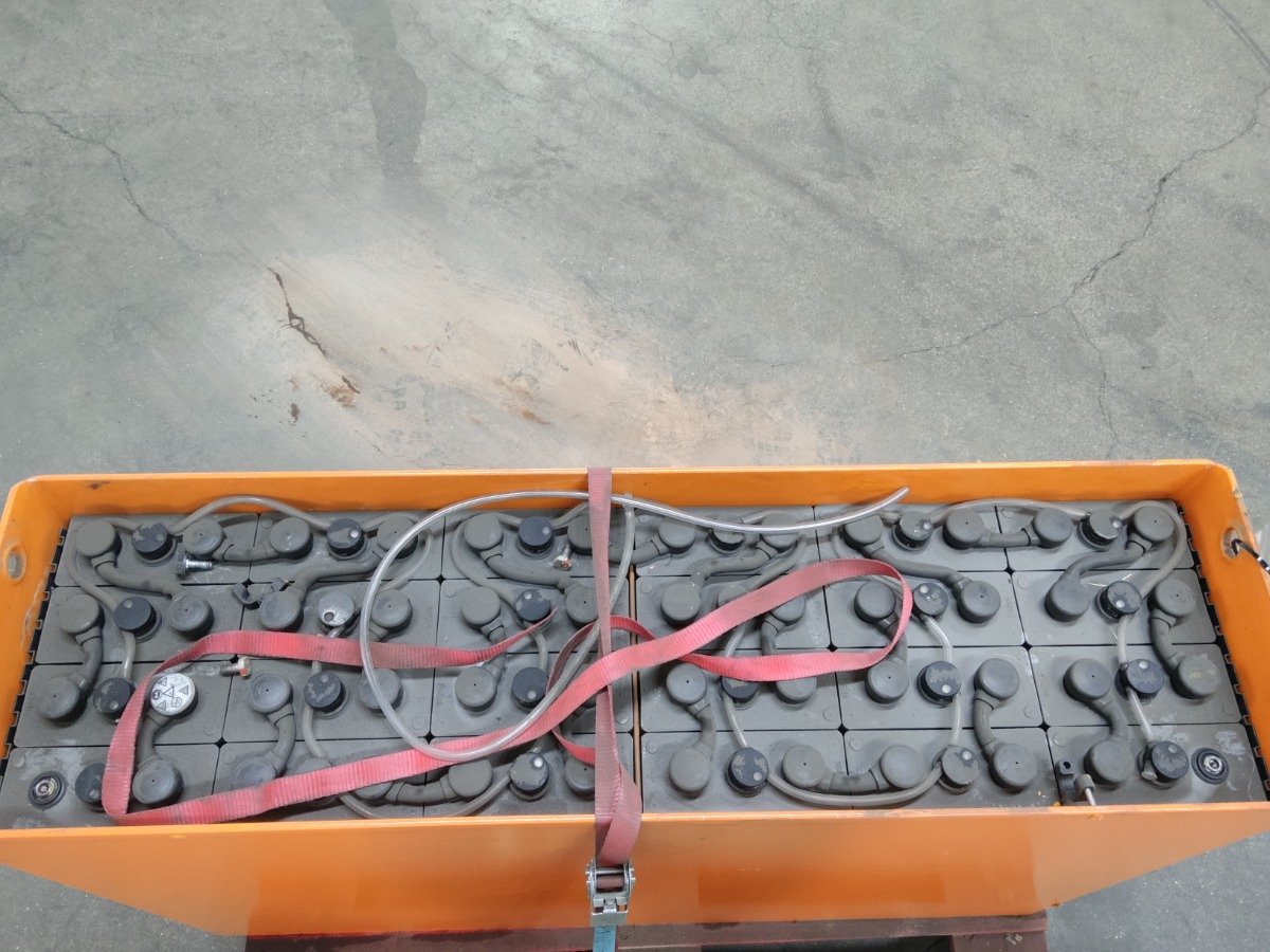 Avb 48V360AH - البطارية - معدات المناولة: صور 3 Avb 48V360AH - البطارية - معدات المناولة: صور 3