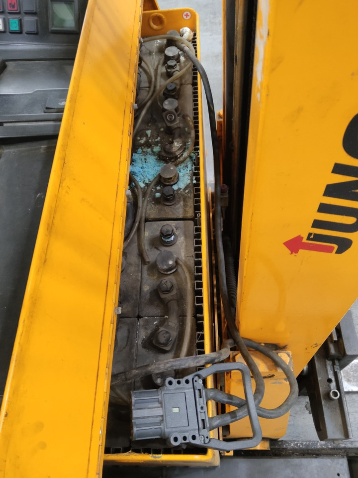 Jungheinrich ETV14 - شاحنة مناولة: صور 4 Jungheinrich ETV14 - شاحنة مناولة: صور 4