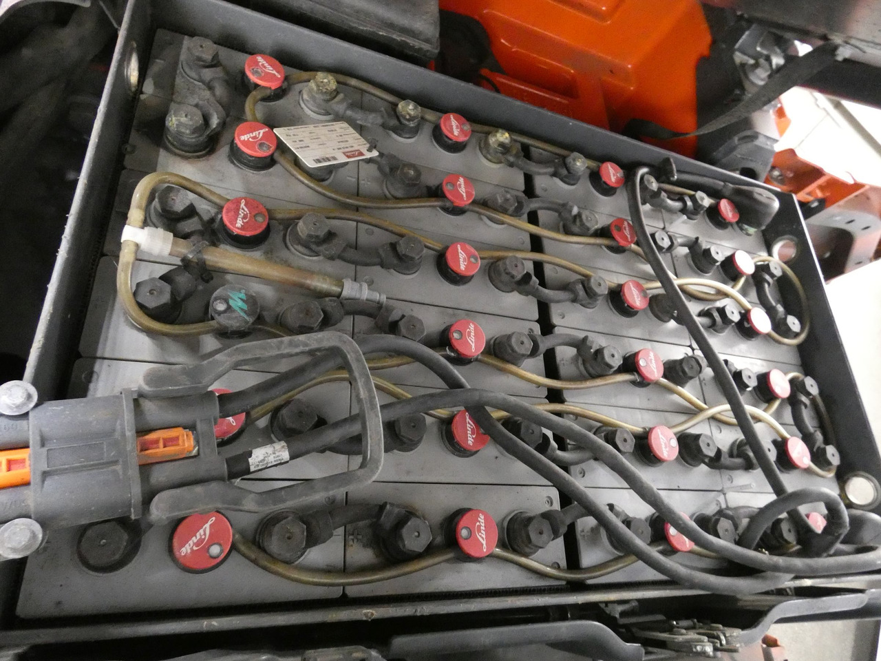 Linde E16C - رافعة شوكية كهربائية: صور 4 Linde E16C - رافعة شوكية كهربائية: صور 4