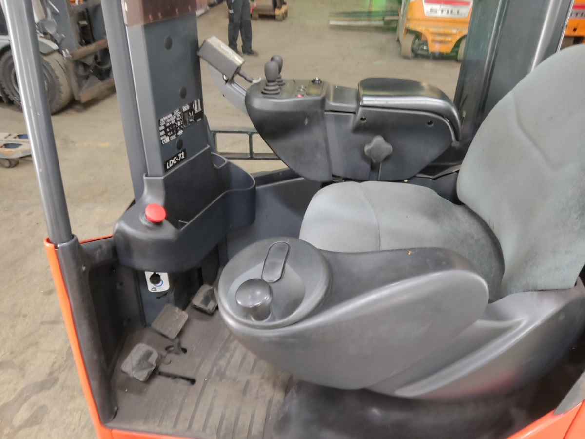 Linde R14X-03 - شاحنة مناولة: صور 3 Linde R14X-03 - شاحنة مناولة: صور 3
