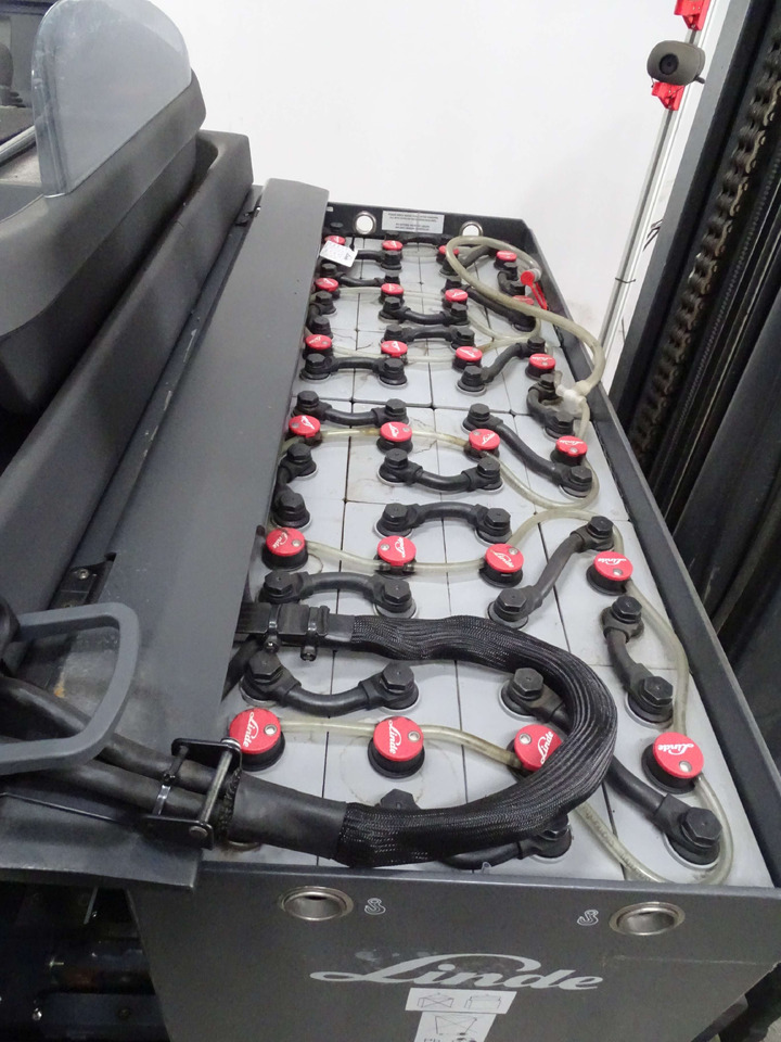 Linde R16HD-01 - شاحنة مناولة: صور 4 Linde R16HD-01 - شاحنة مناولة: صور 4