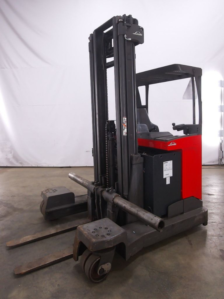 Linde UFW250DTFVRG585 - شاحنة مناولة: صور 5 Linde UFW250DTFVRG585 - شاحنة مناولة: صور 5