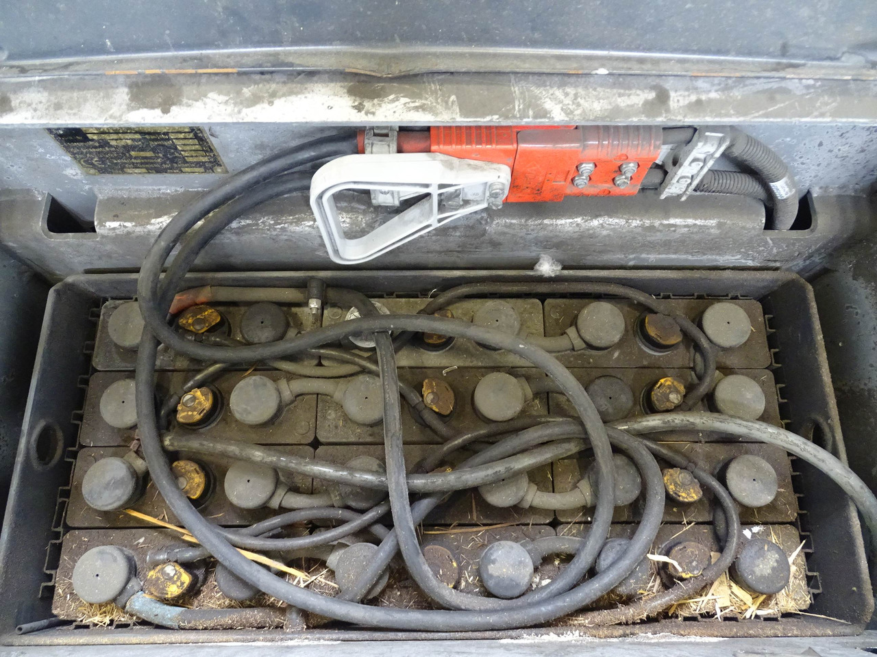 Still EXU-SF20/3480MM - معدات الرفع منخفض المستوى: صور 4 Still EXU-SF20/3480MM - معدات الرفع منخفض المستوى: صور 4