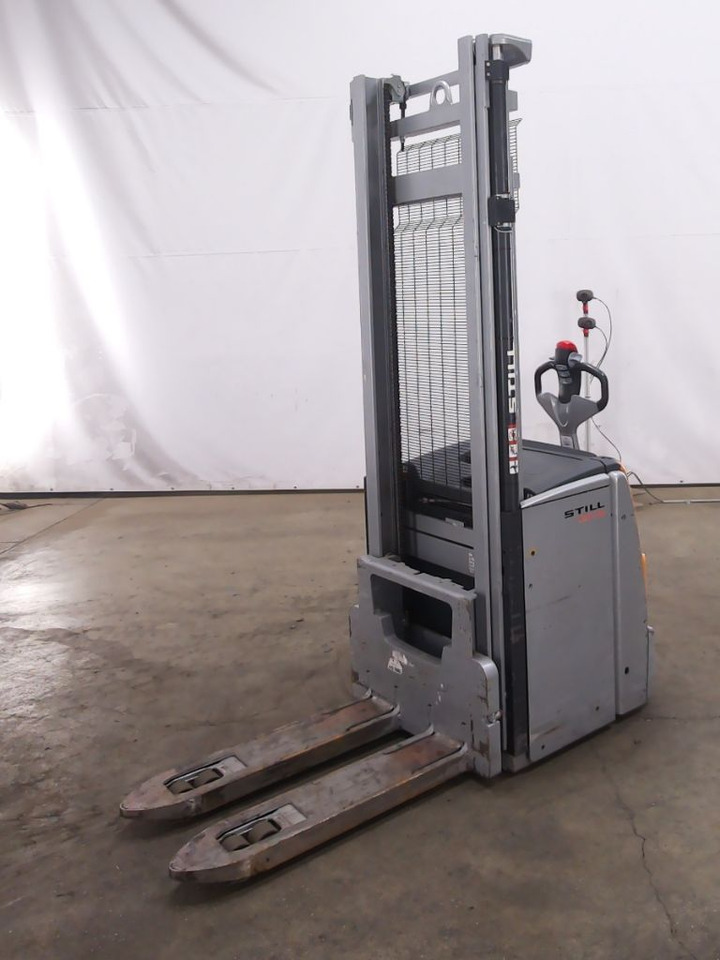 Still EXV20/950MM - معدات تكديس: صور 5 Still EXV20/950MM - معدات تكديس: صور 5