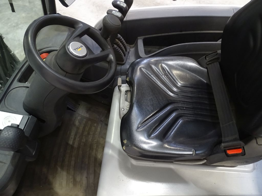 Still RX20-16C - رافعة شوكية كهربائية: صور 3 Still RX20-16C - رافعة شوكية كهربائية: صور 3