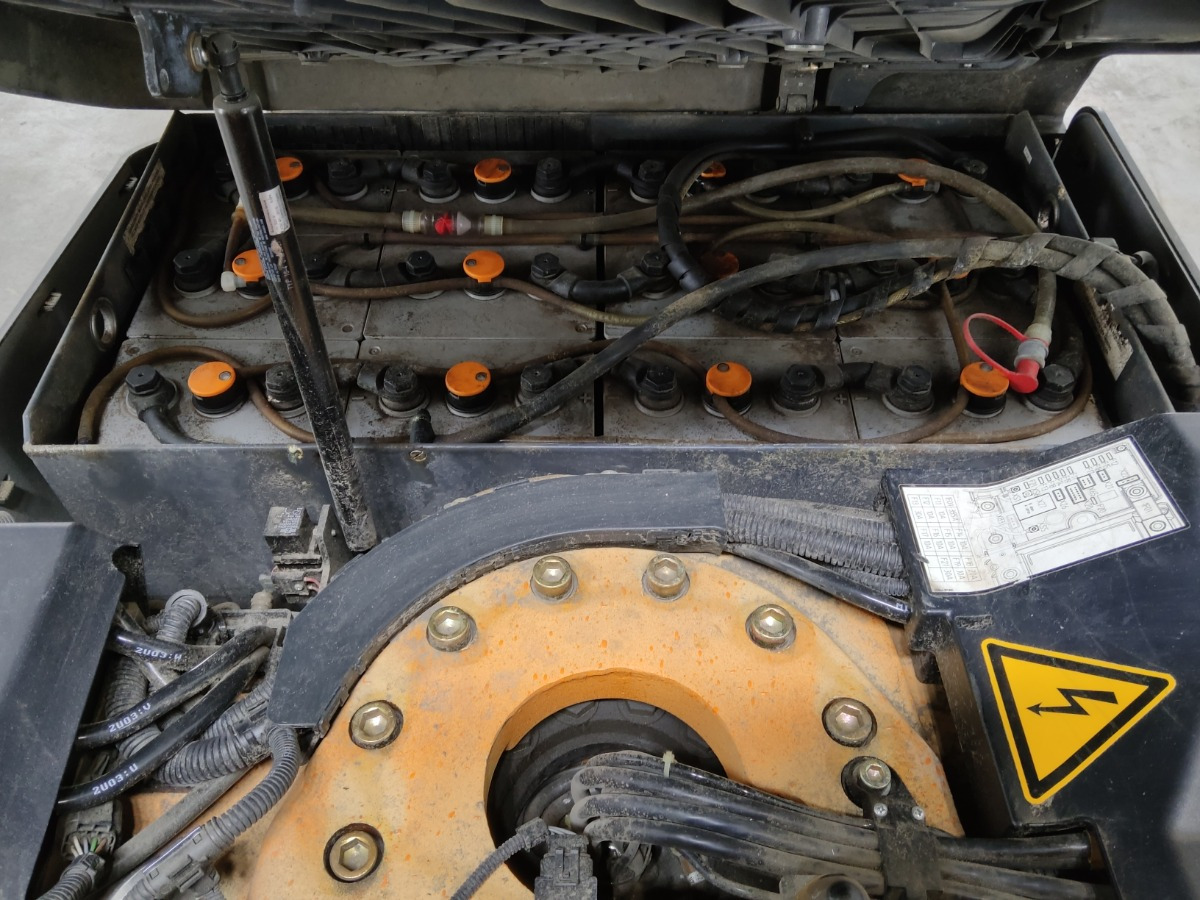 Still RX50-13 - رافعة شوكية كهربائية: صور 4 Still RX50-13 - رافعة شوكية كهربائية: صور 4