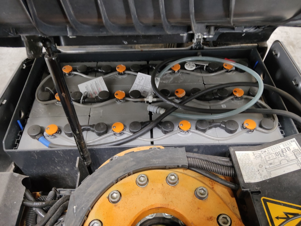 Still RX50-13 - رافعة شوكية كهربائية: صور 4 Still RX50-13 - رافعة شوكية كهربائية: صور 4