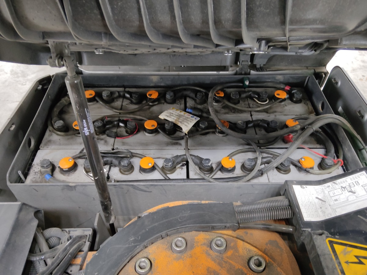 Still RX50-15 - رافعة شوكية كهربائية: صور 4 Still RX50-15 - رافعة شوكية كهربائية: صور 4