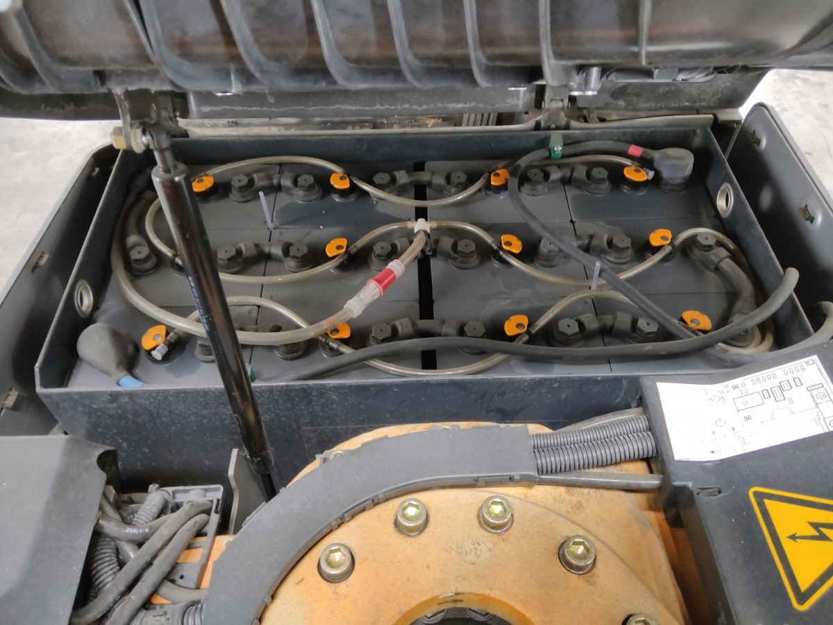 Still RX50-15 - رافعة شوكية كهربائية: صور 4 Still RX50-15 - رافعة شوكية كهربائية: صور 4