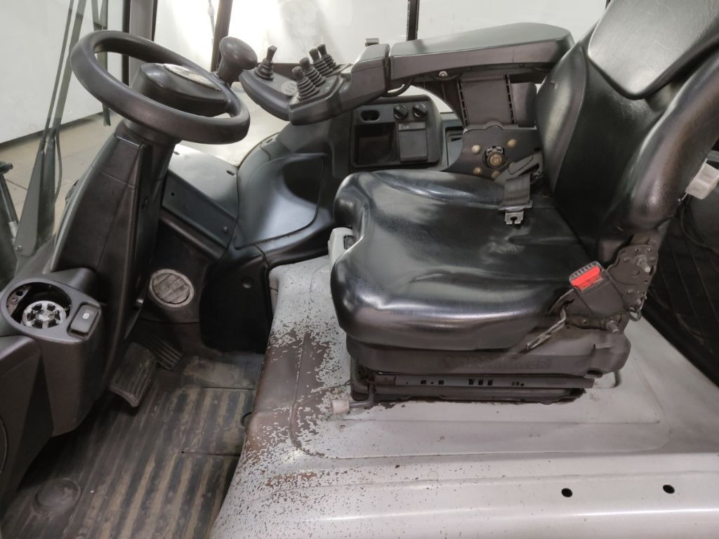 Still RX60-30L - رافعة شوكية كهربائية: صور 3 Still RX60-30L - رافعة شوكية كهربائية: صور 3