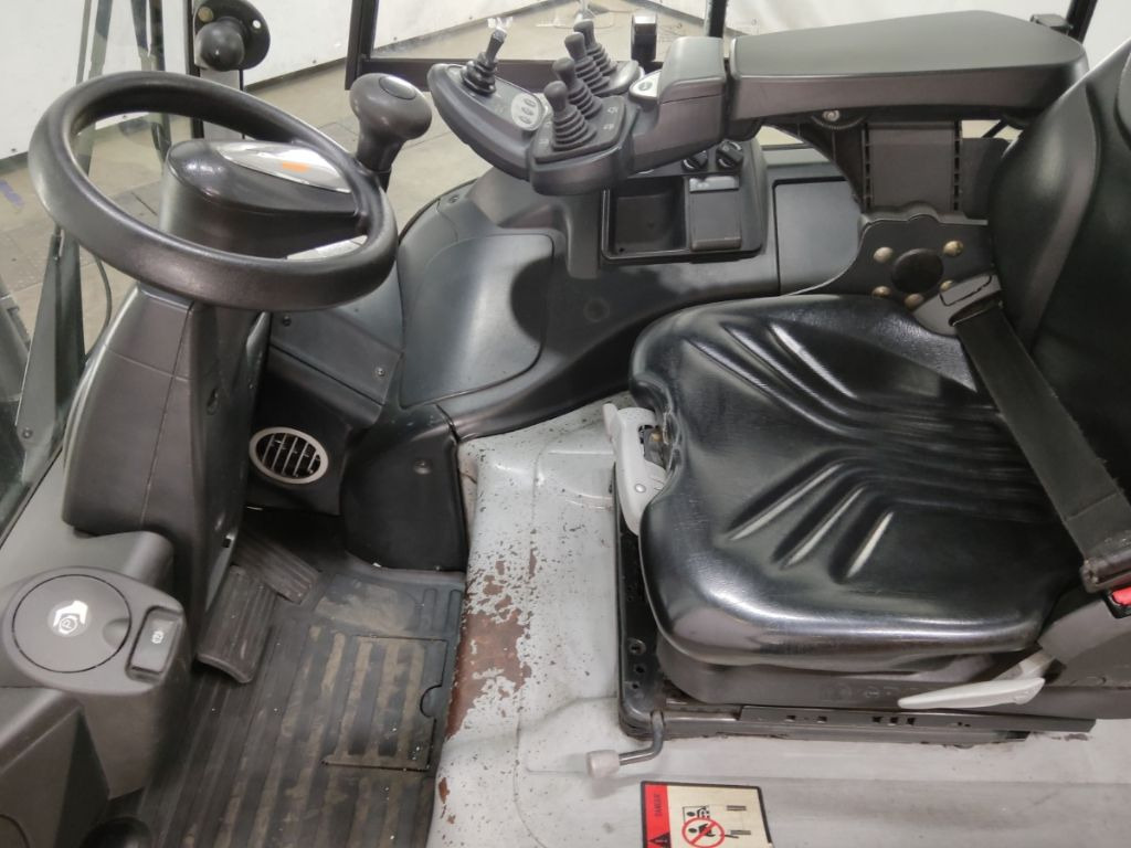 Still RX60-30L - رافعة شوكية كهربائية: صور 3 Still RX60-30L - رافعة شوكية كهربائية: صور 3