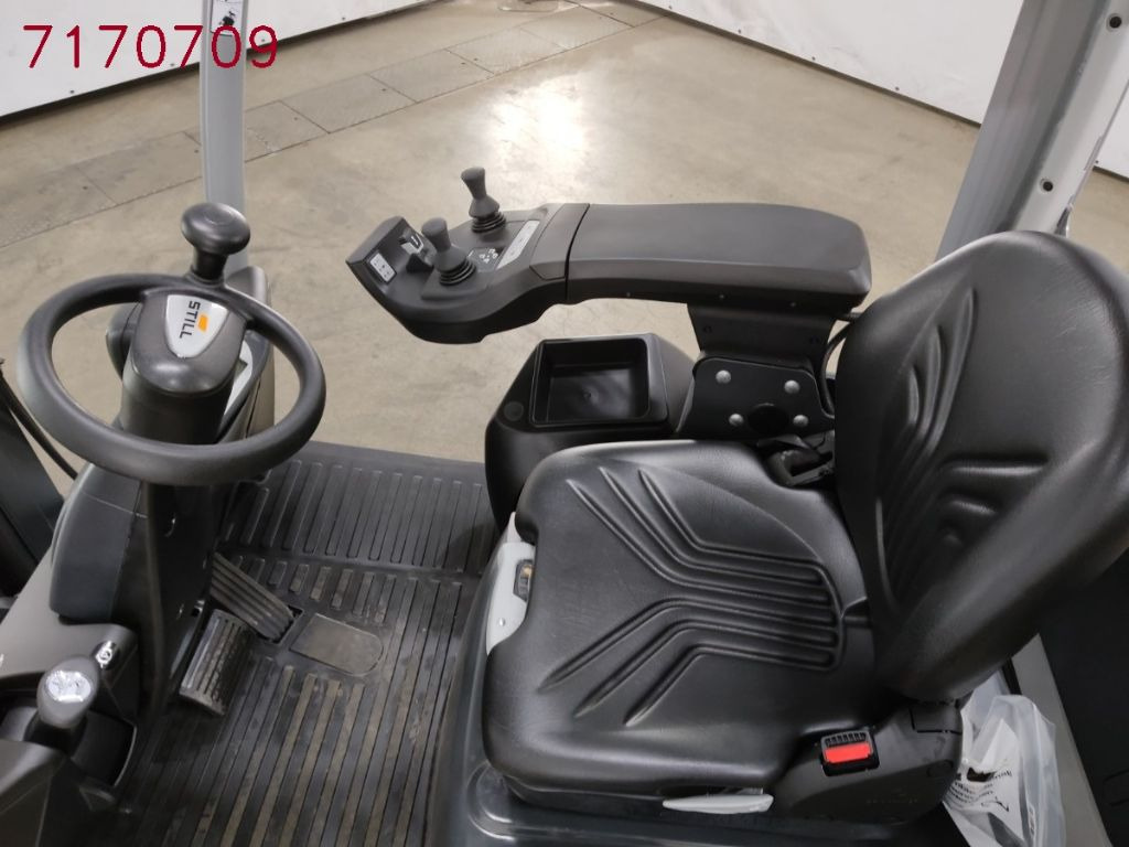 Still RX70-20T - رافعة شوكية تعمل بالغاز: صور 3 Still RX70-20T - رافعة شوكية تعمل بالغاز: صور 3