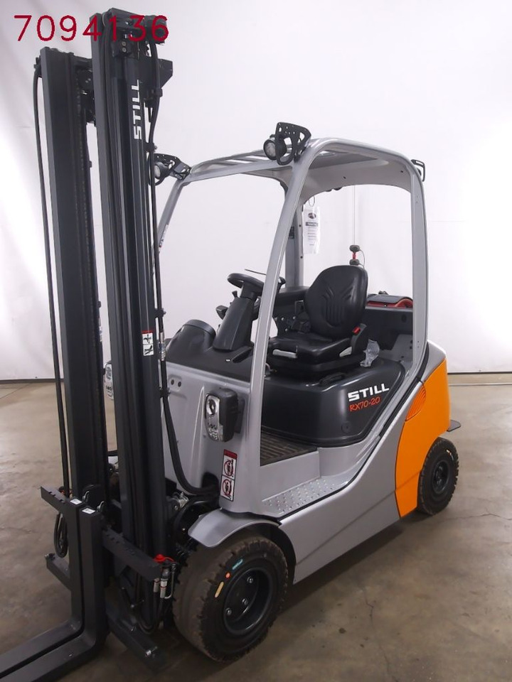 Still RX70-20T - رافعة شوكية تعمل بالغاز: صور 1 Still RX70-20T - رافعة شوكية تعمل بالغاز: صور 1