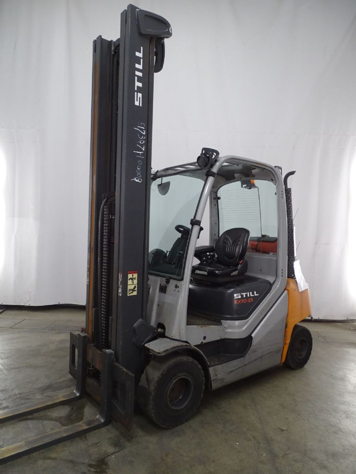Still RX70-25T - رافعة شوكية تعمل بالغاز: صور 1 Still RX70-25T - رافعة شوكية تعمل بالغاز: صور 1